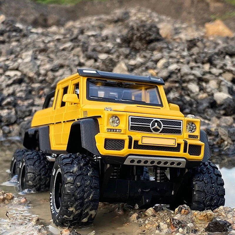 1:32 G65 G63SUV Alloy Car Model Diecasts & Toy Metal Off-road Vehicles Car Model Simulation Sound Light Collection Kids Toy Gift